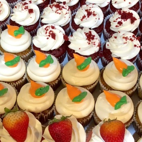 Photo of red velvet, carrot and strawberry cupcakes